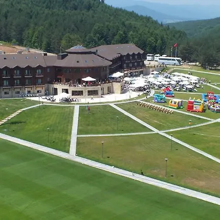 Fenerbahce Serkan Acar Resort&sports Topuk Yaylasi * Dereceören
